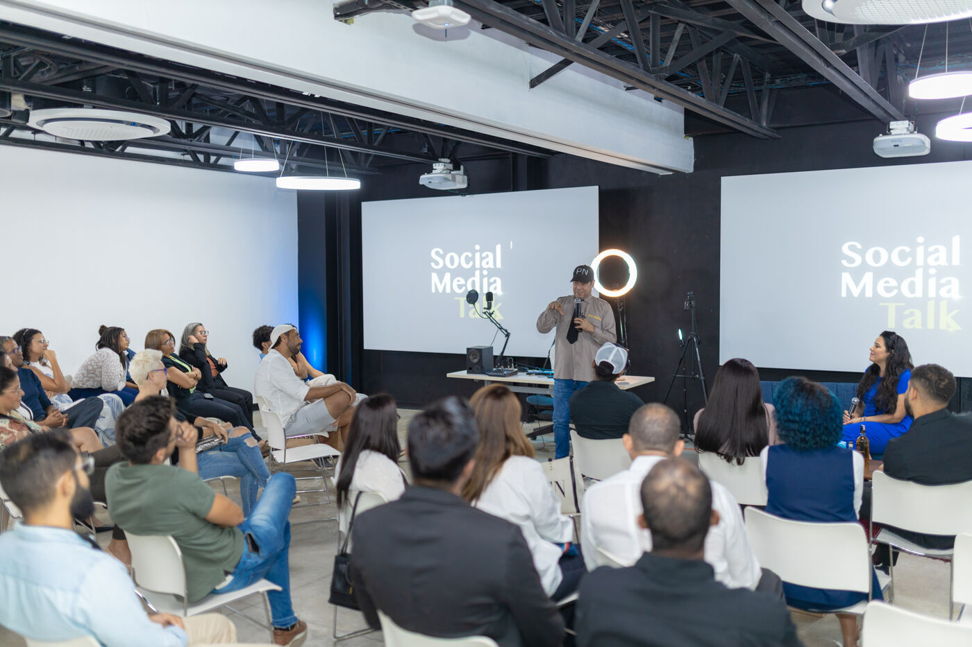 Social Media Talk · Rafael Bobadilla, Liliana Mesa y Carlos Rivas — foto 67